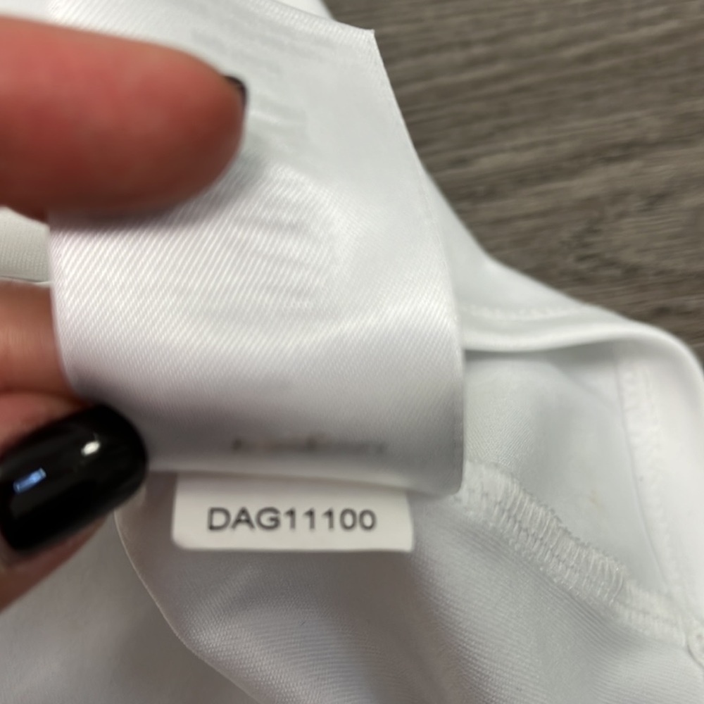 DSG Girls White Softball T-shirt with bat design - size S (8-9) - Picture 7 of 7